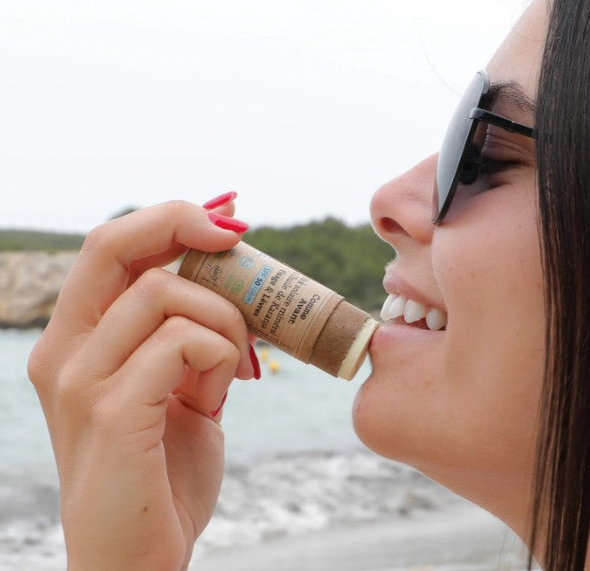 Stick solaire minéral visage lèvre